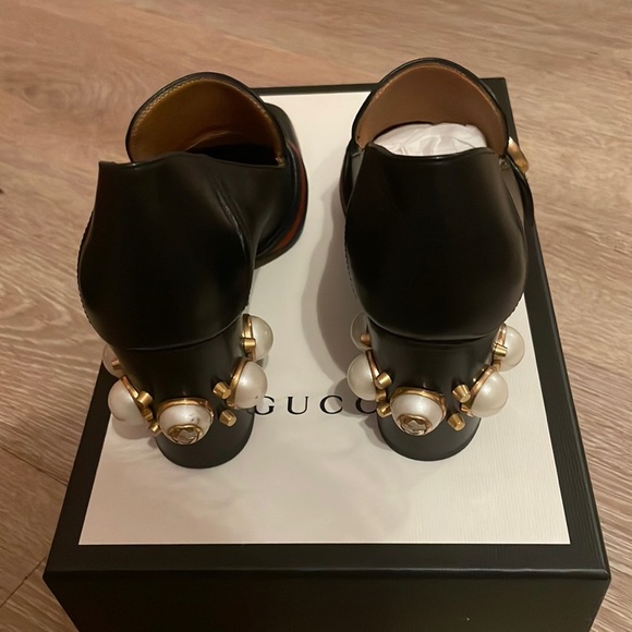 Gucci pumps with pearls in black. - Picture 5 of 6